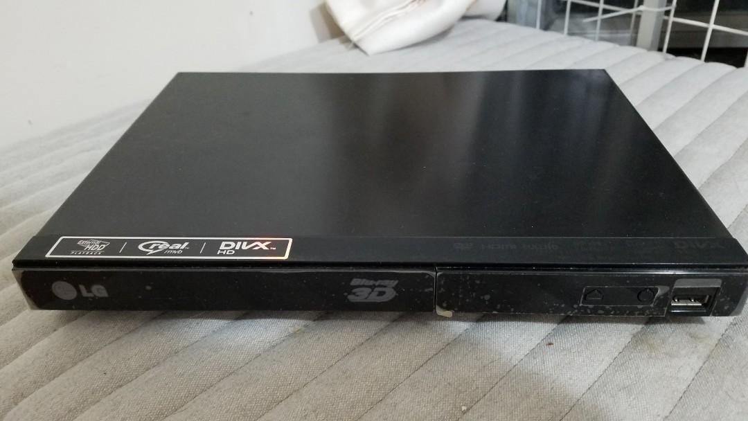 LG DVD Player BP325 3D Blu Ray Full HD 1080, 家庭電器, 電視 & 其他娛樂, 藍光及播放器