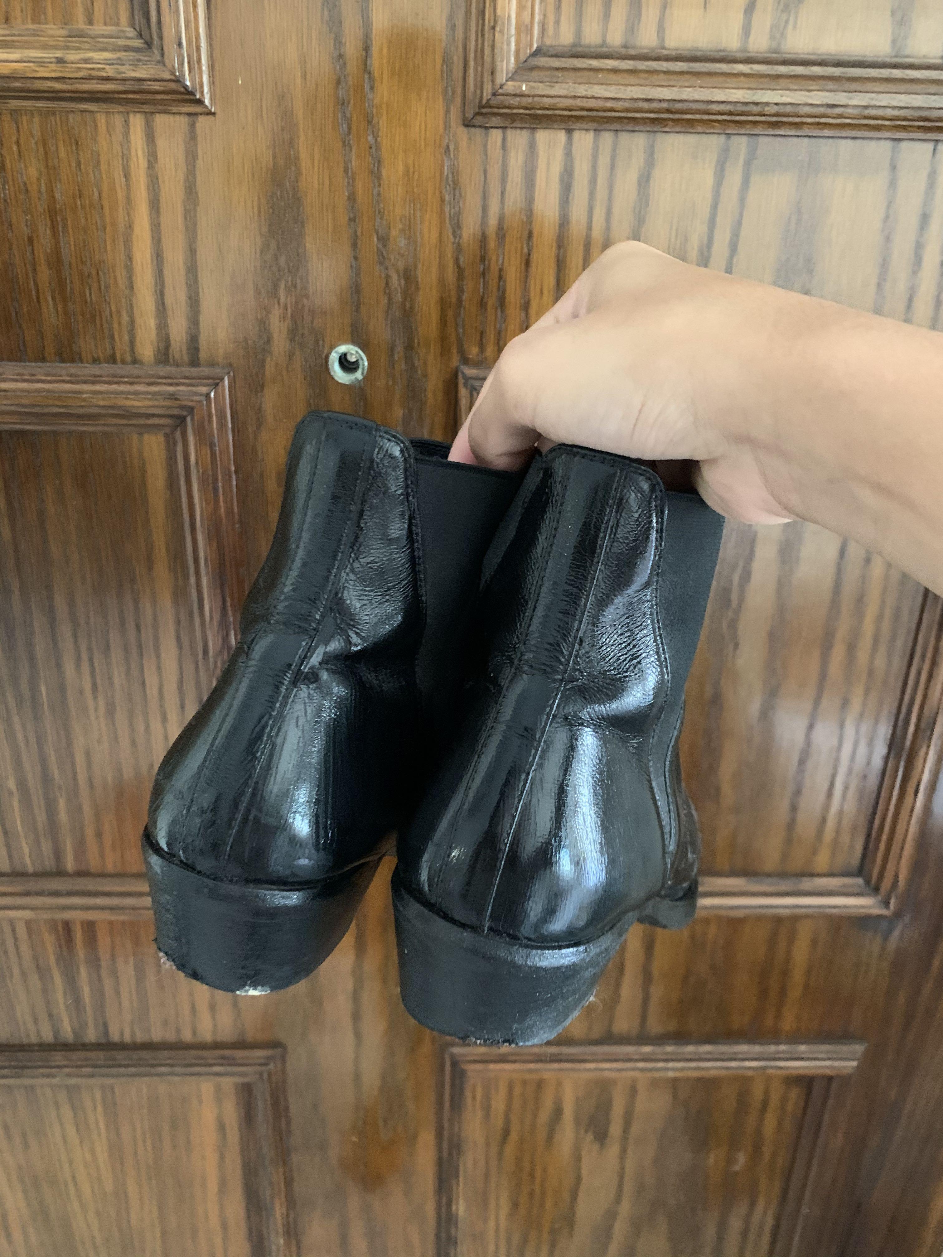 Saint Laurent Dakota Boot in Kangaroo style leather Men s
