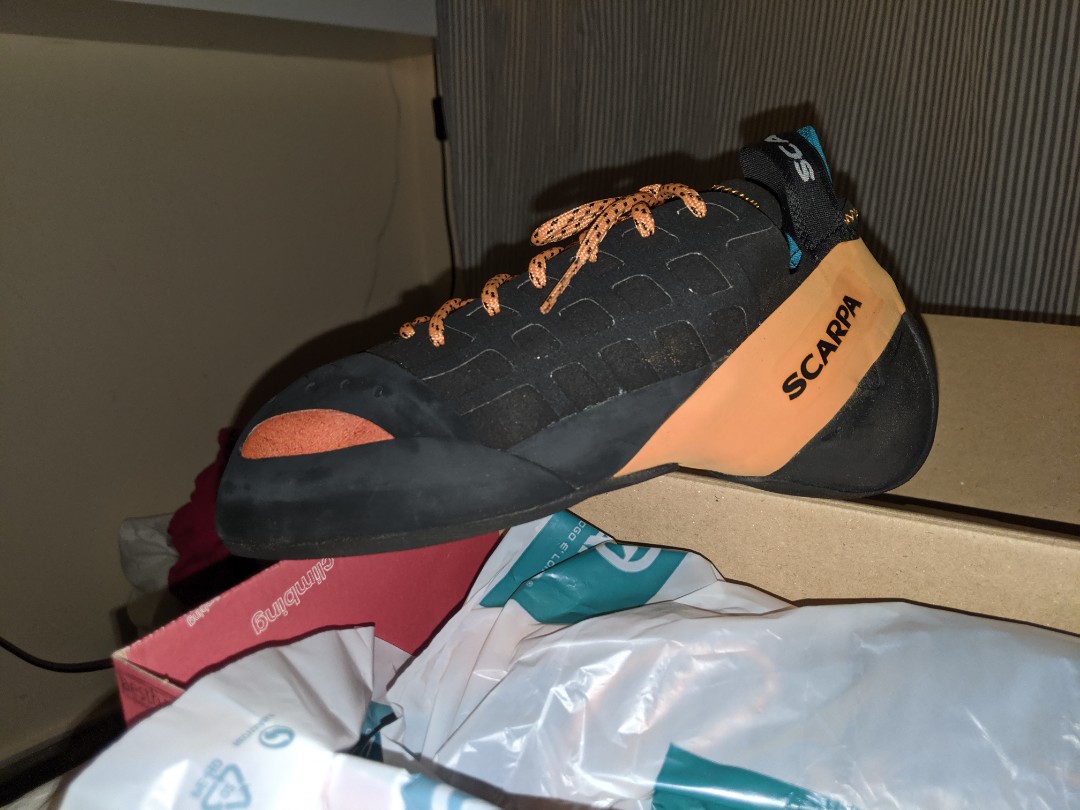 scarpa instinct lace up