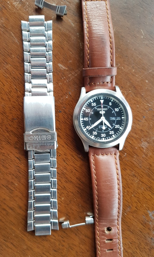 Seiko 5 SNKH63, Men's Fashion, Watches & Accessories, Watches on Carousell