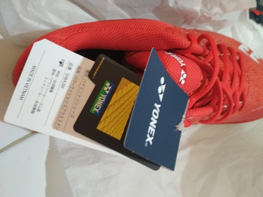 Sepatu Yonex Aerus 3 Original Dari Jepang Olah Raga Perlengkapan Olahraga Lainnya Di Carousell