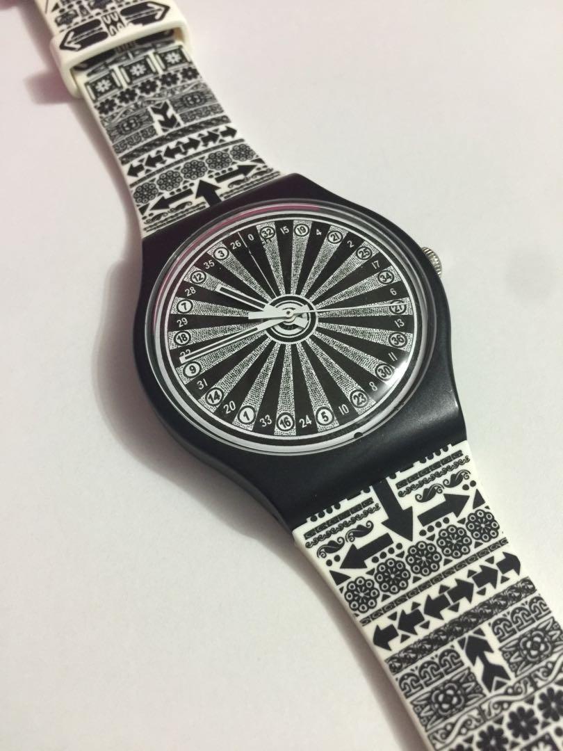 swatch black white