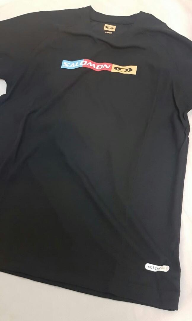 Tee （分類：T-shirt）位於 Hong Kong。 由 karen8 提交（商品編號 260246883，圖片 3）。簡介： 44/28in。
