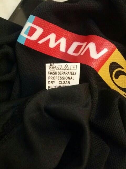 Tee （分類：T-shirt）位於 Hong Kong。 由 karen8 提交（商品編號 260246883，圖片 5）。簡介： 44/28in。