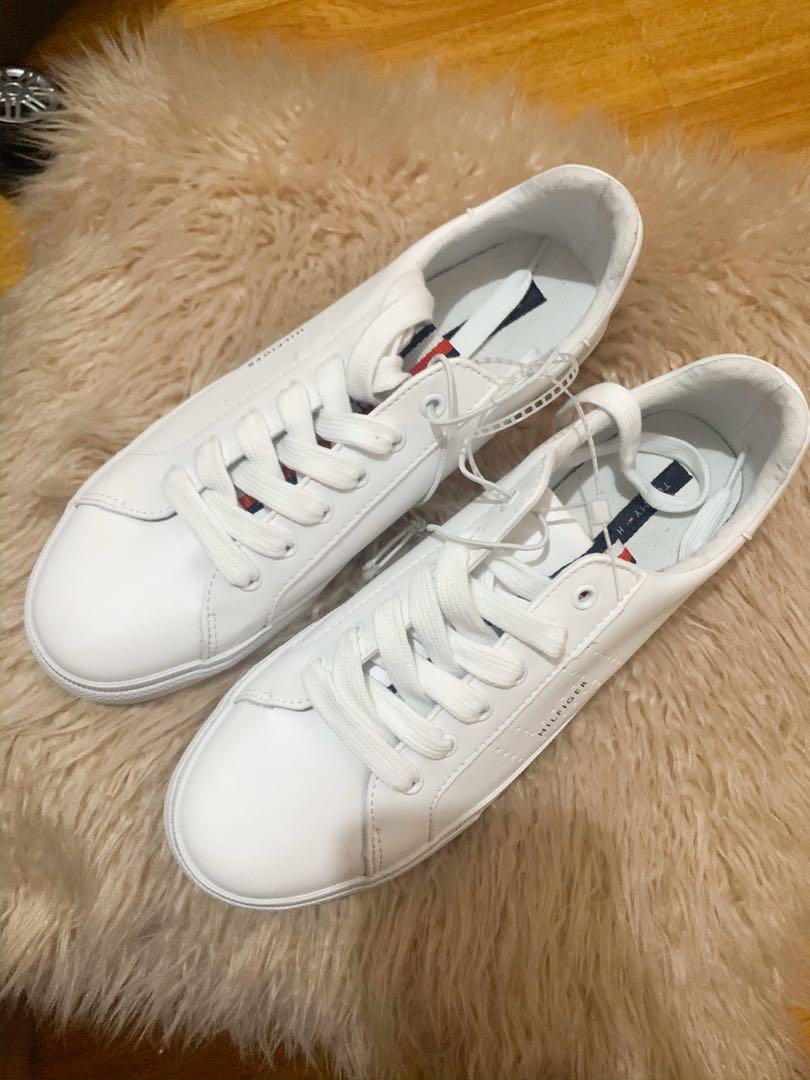 tommy hilfiger sneakers