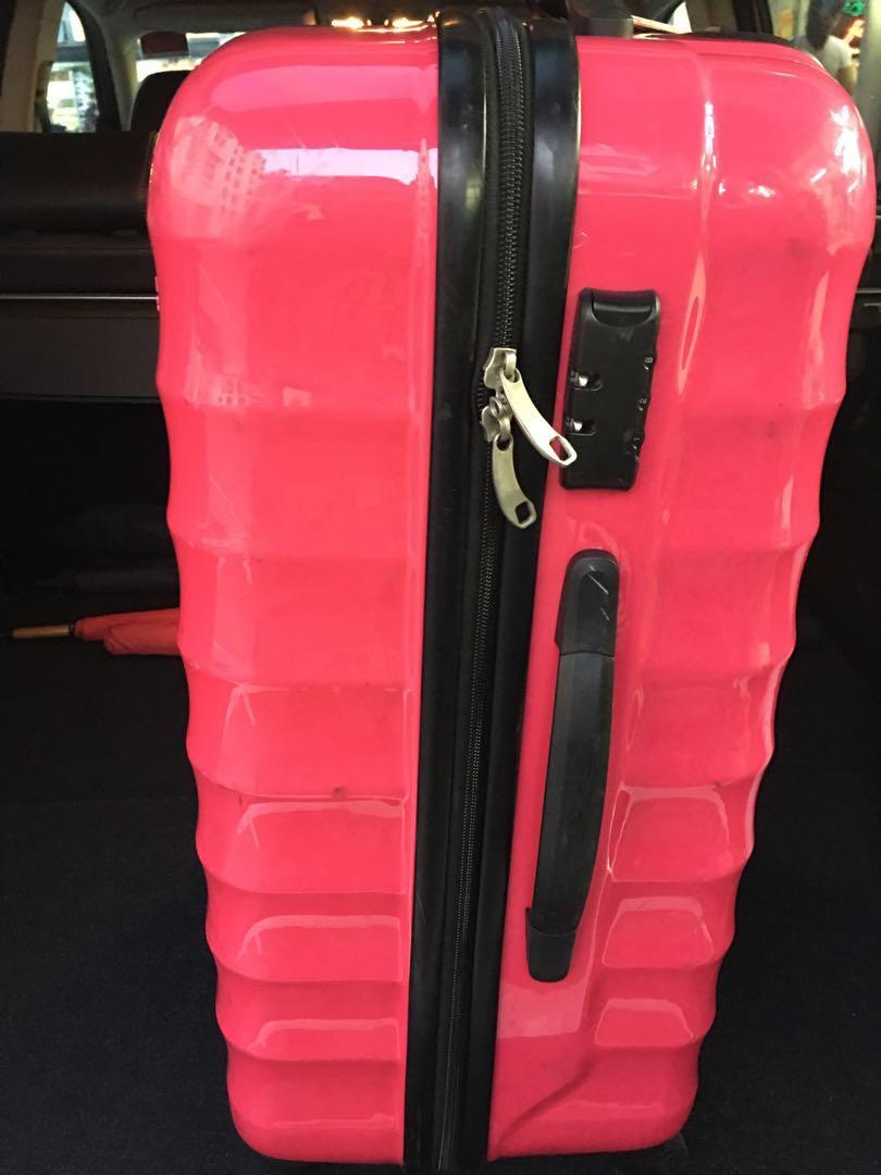 american tourister 27 inch luggage