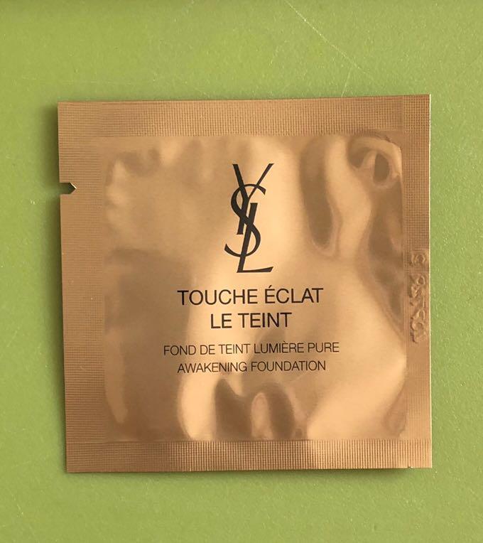 YSL Sample （分類：化妝品）位於 Hong Kong。 由 lokyoud 提交（商品編號 260327612，圖片 2）。簡介： $4/1包 請PM查詢貨量 - YSL Awakening foundation 粉底液 - YSL TOP SECRETS instant Moisture Glow 保濕底霜 - YSL 粉底液 All Hours Foundation 24H Long-Wear Flawless Matte Full Coverage。