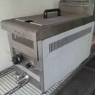gas deep fryer with thermostat control 14lit
