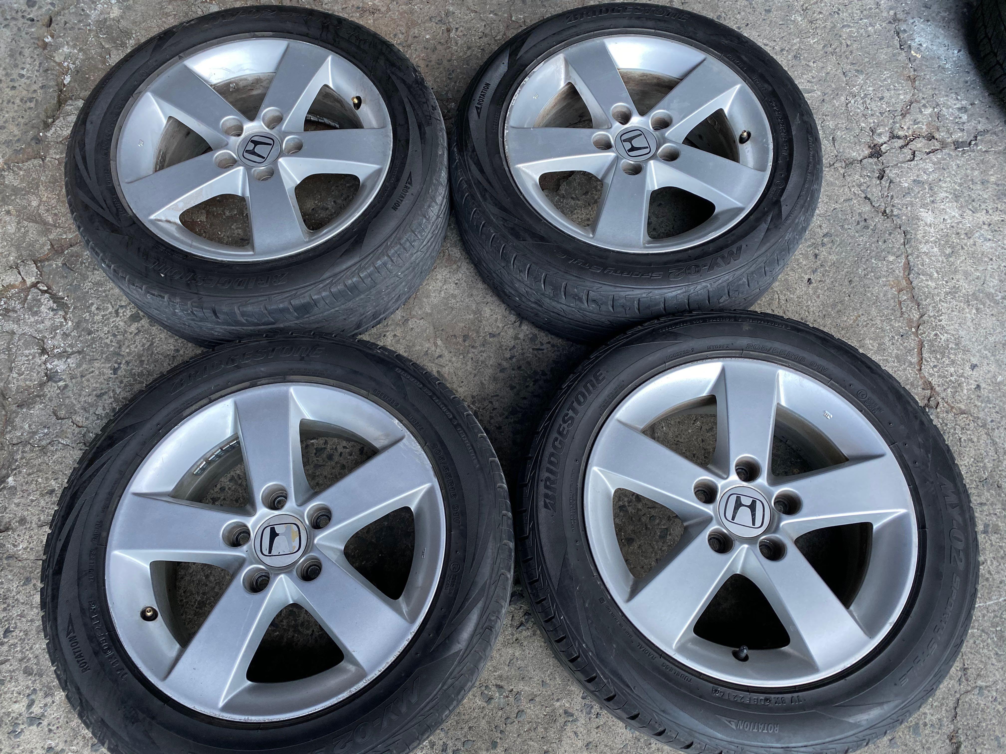 16 Honda Civic Stock Mags Used 5holes Pcd 114 With 5 55 R16 Bridgestone Tire Used Car Parts Accessories Mags And Tires On Carousell