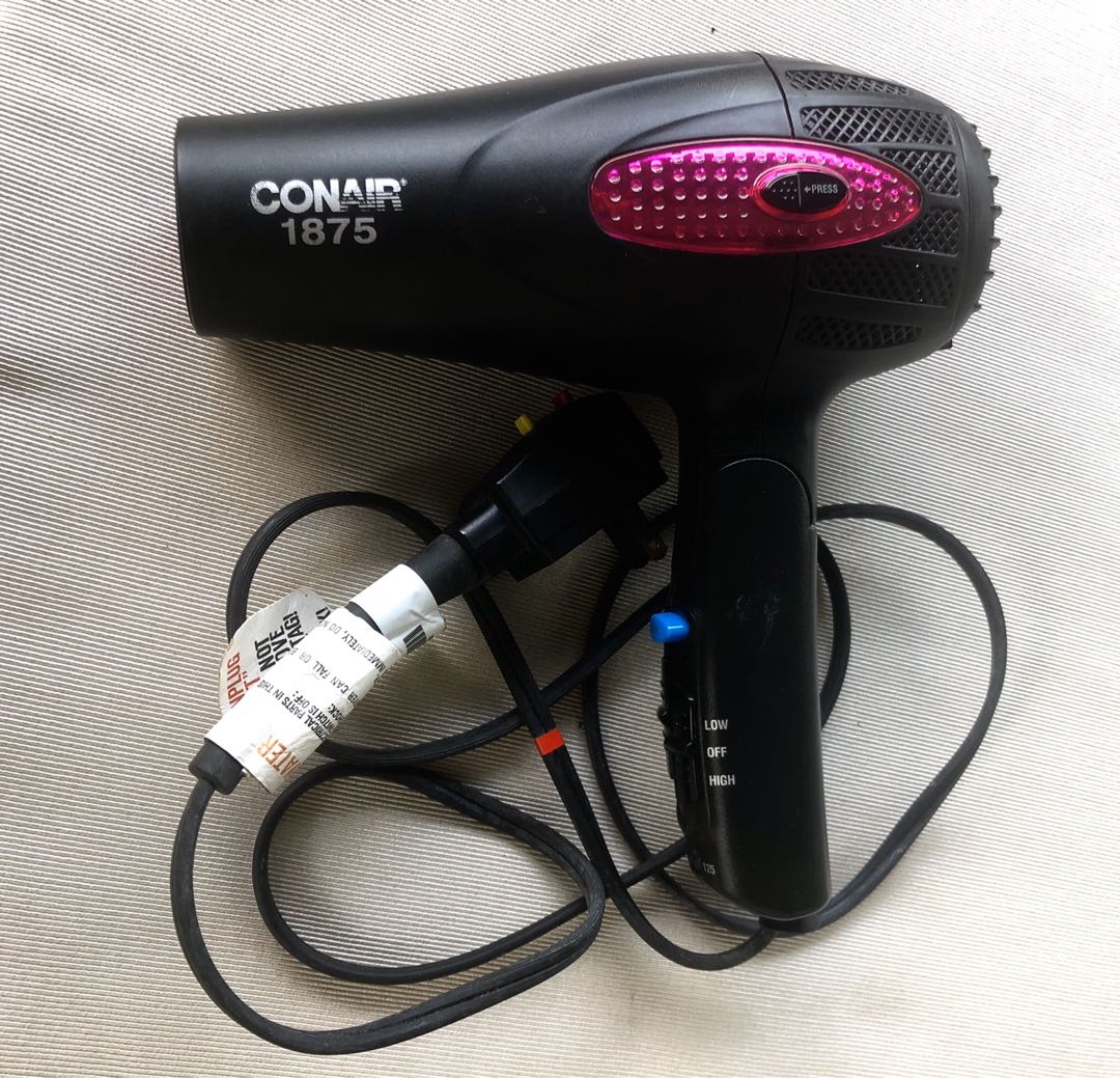 CONAIR 1875 Folding Hair Dryer, Beauty & Personal Care, Hair on Carousell