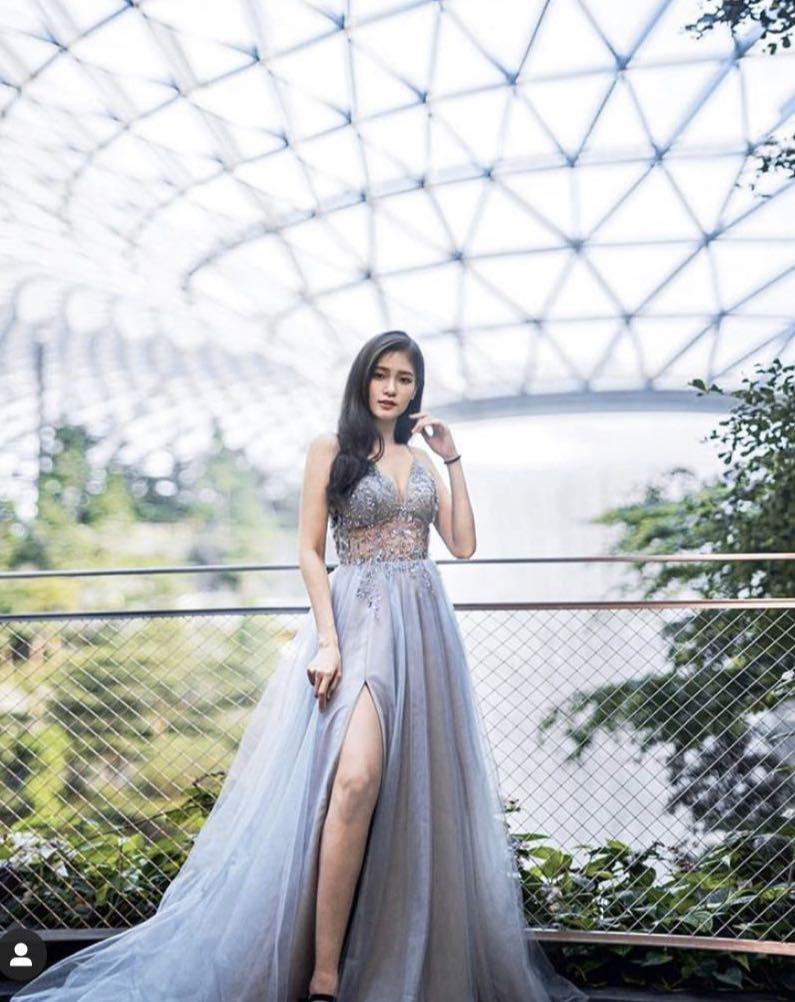 Ash grey gown discount