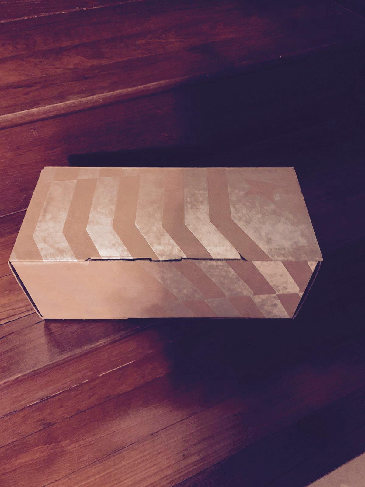 Golden goose shoe box shoe bag
