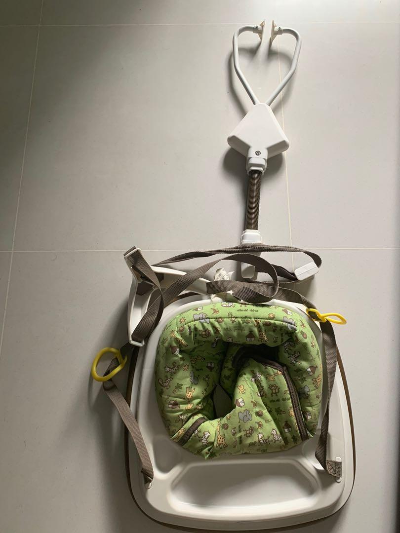 Graco jungle jumper store