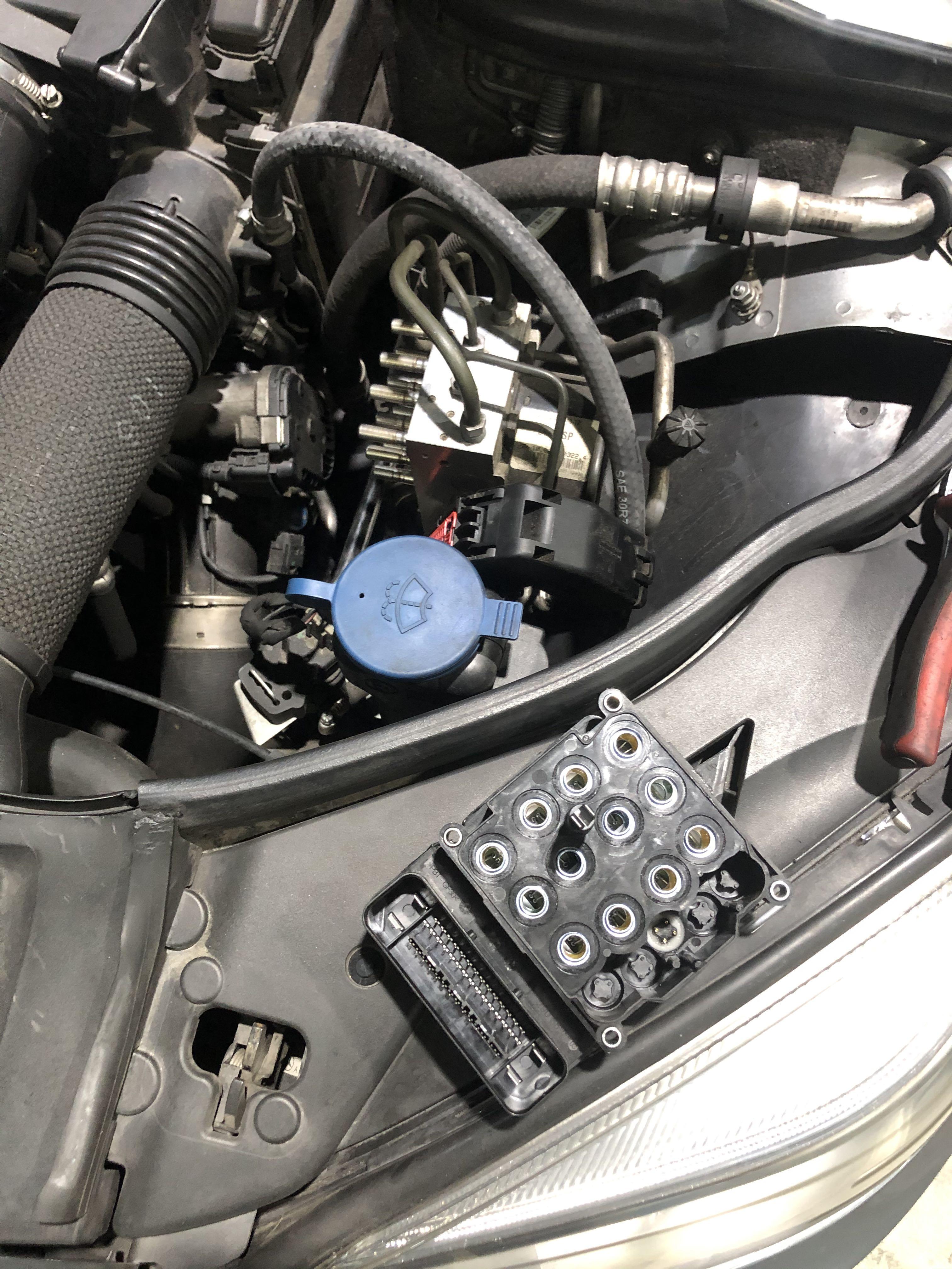 Mercedes W204 abs pump repair & 1 year warranty, Car Accessories, Car