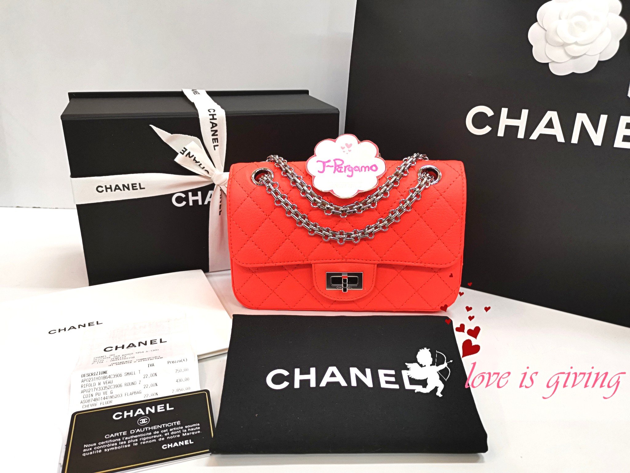 Chanel flap sales bag prezzo