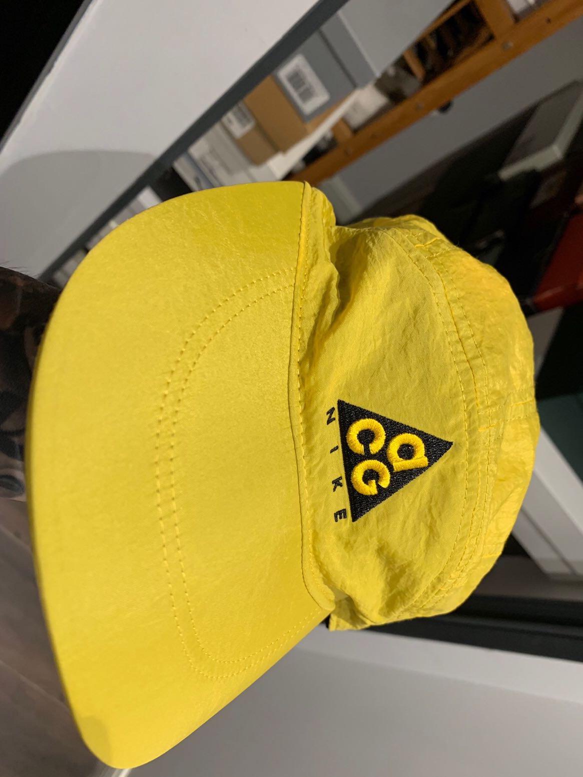 yellow nike baseball cap