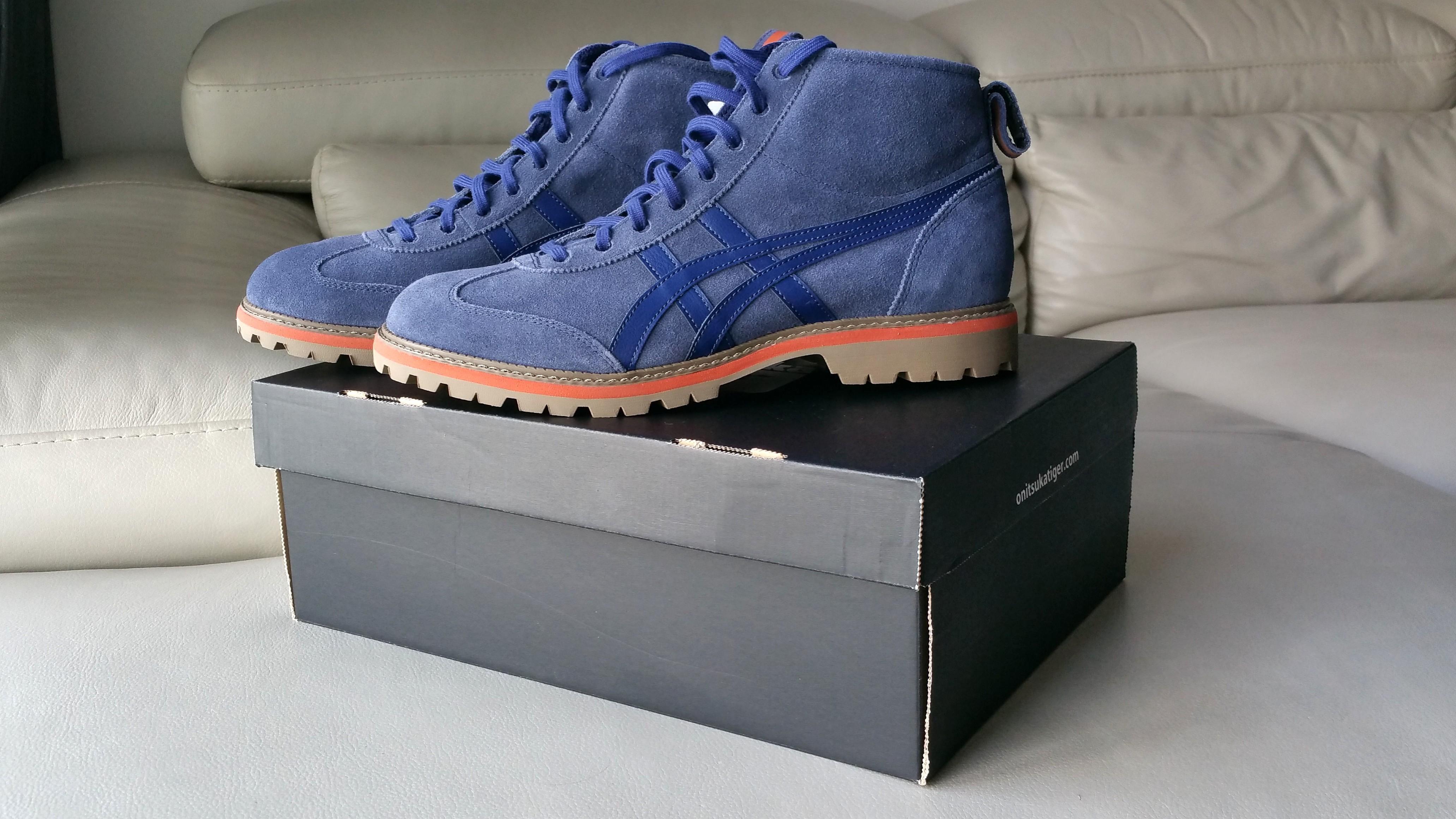 Onitsuka Tiger Rinkan Boots (Category: Boots) located in Singapore. Submitted by nshiling (Listing ID 260505922, Image 1). Description: Never worn before Bought from tokyo.