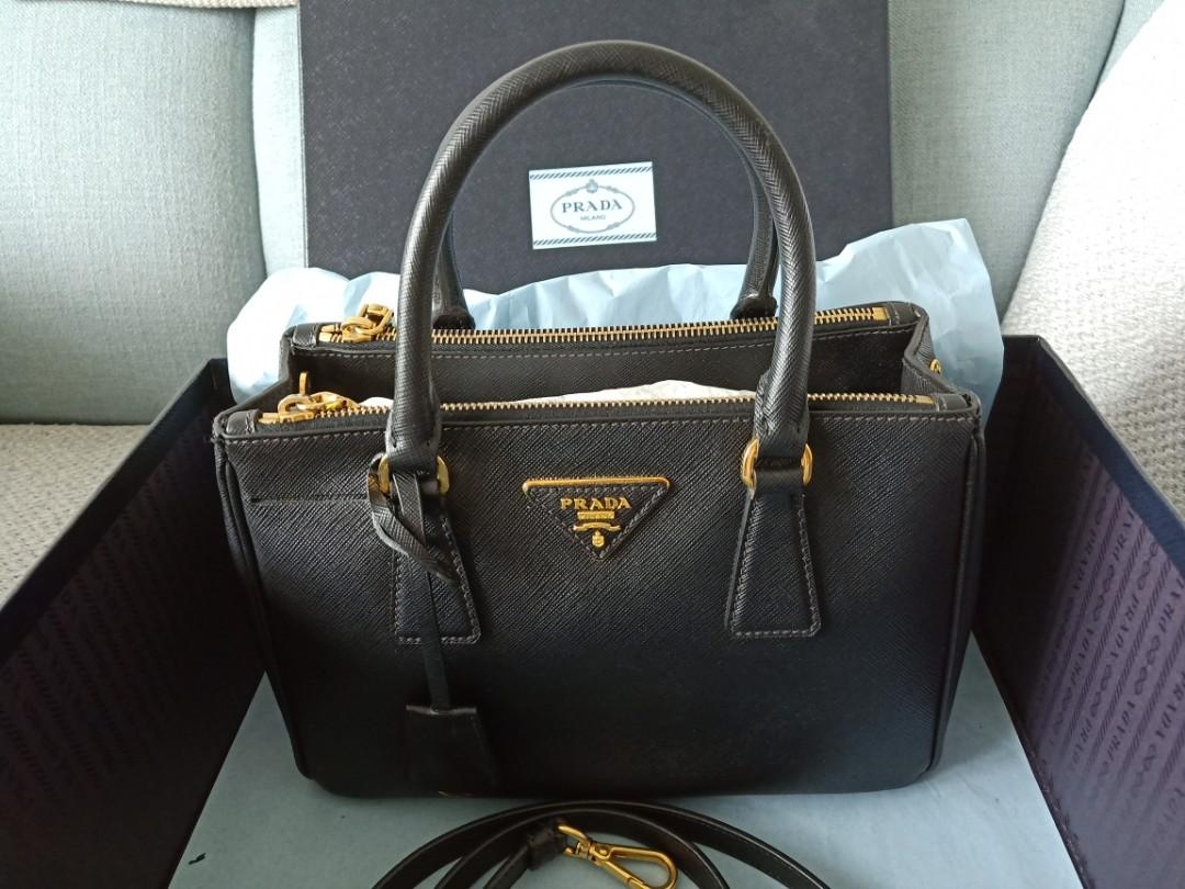 Prada Galleria Small Saffiano Leather Bag, Women's Fashion, Bags & Wallets,  Tote Bags on Carousell