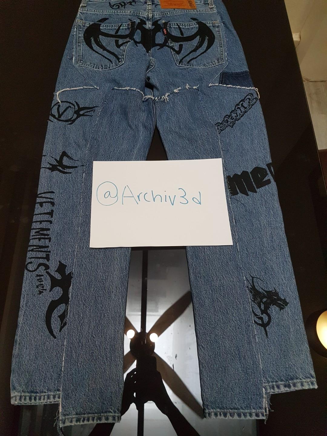 PRICE DROP* VETEMENTS X LEVIS JEANS 