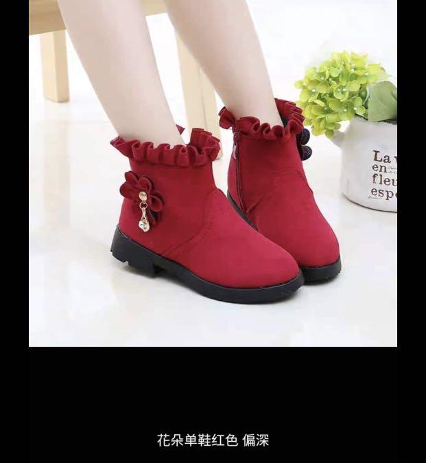 Red snow outlet boots for toddlers