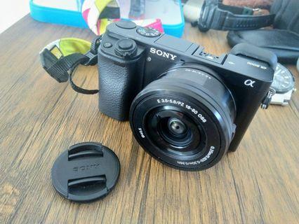 SONY A6000