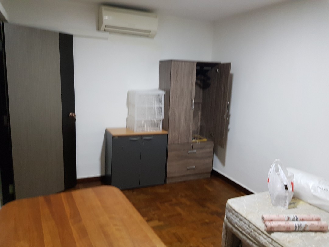 (Category: ) located in . Submitted by bom72117 (Listing ID 258144960, Image 1). Description: .