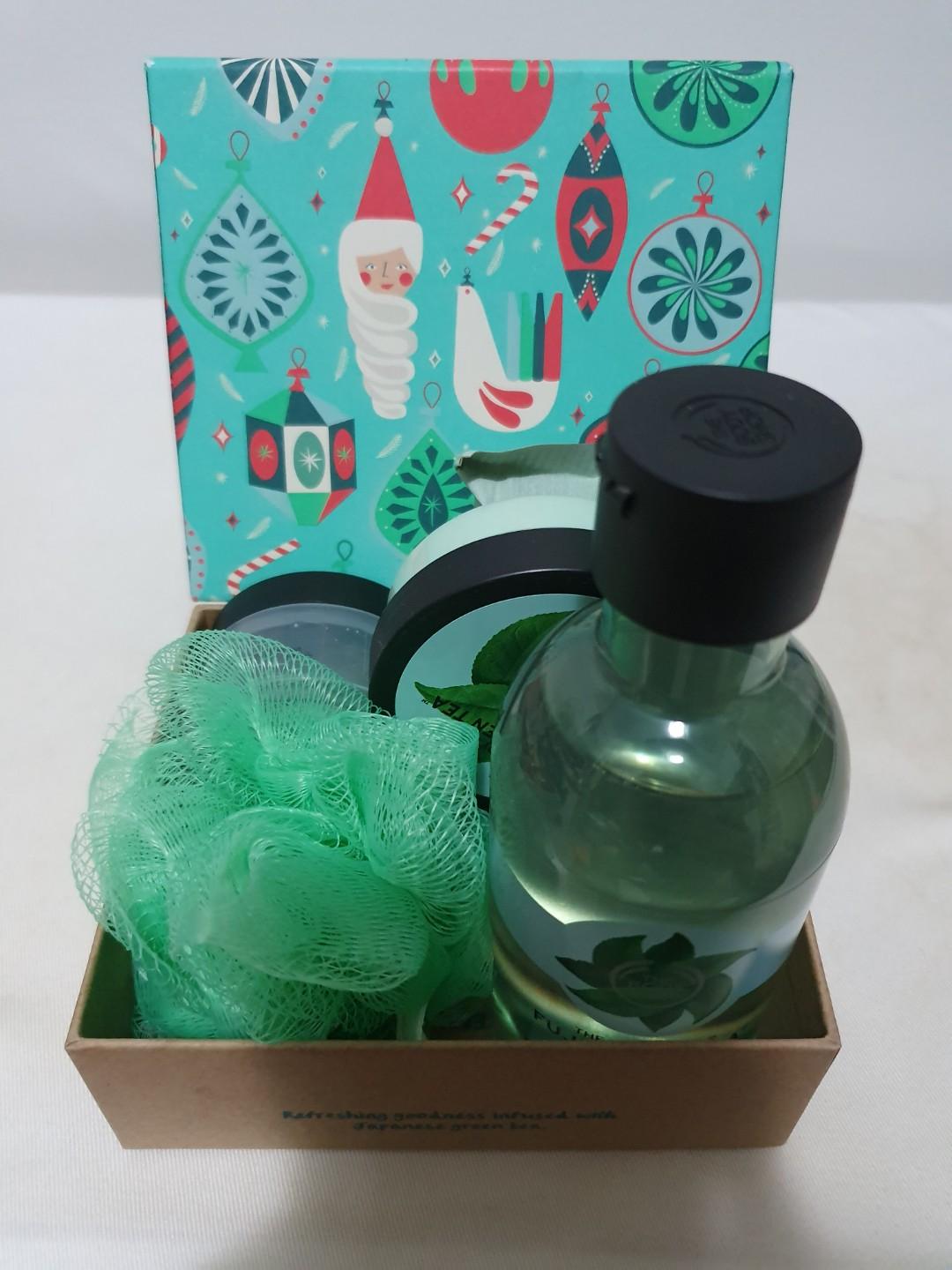 Body Shop Christmas Gift set, Beauty & Personal Care, Bath & Body, Body ...
