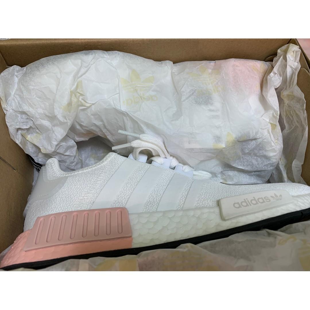 Nmd r1 cloud white icey pink sale
