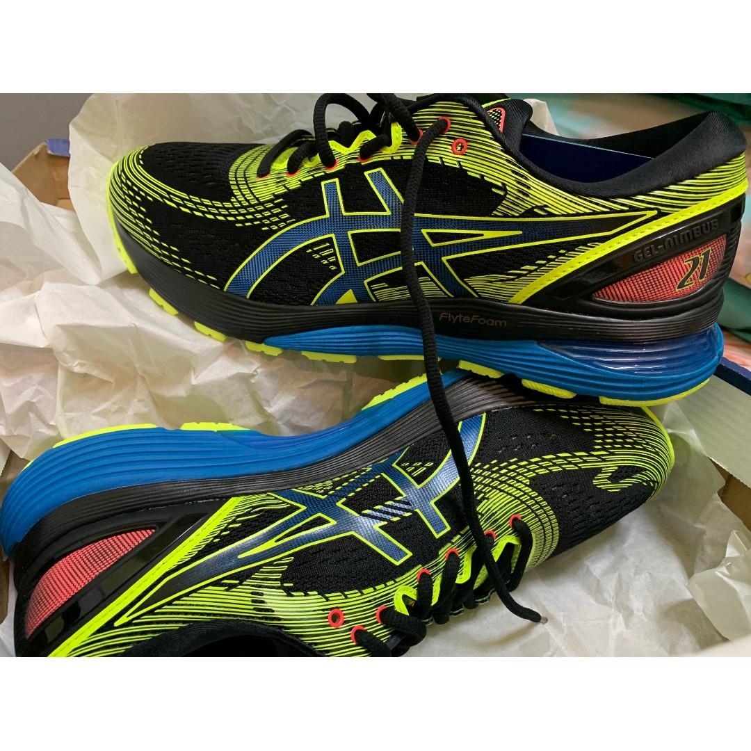 Asics nimbus 21 cena store