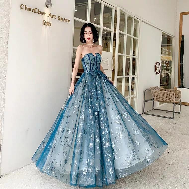 space prom dress