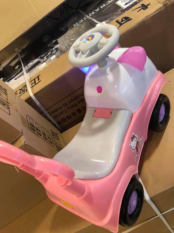Hello kitty ride on toy car for kids, Babies & Kids, Infant Playtime on