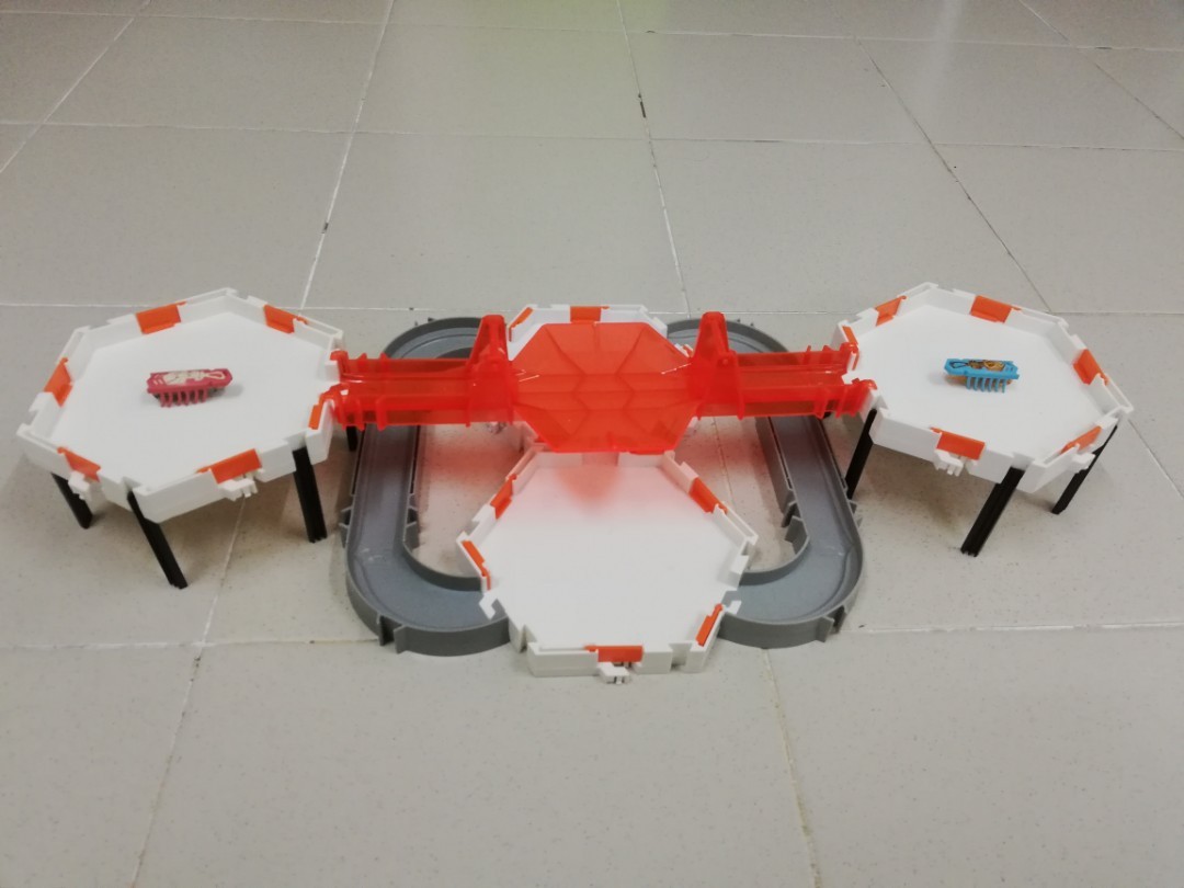 Hexbug nano bridge battle habitat set clearance