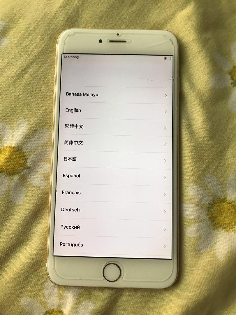 Iphone 6s (password lock) (Category: iPhone 6 Series) located in Kuala Lumpur. Submitted by leonardldk (Listing ID 260724660, Image 3). Description: Have to re-set password at store, or reset using youtube tutorial👌🏻 Condition like new, come with two covers Iphone apple airpods earpods .