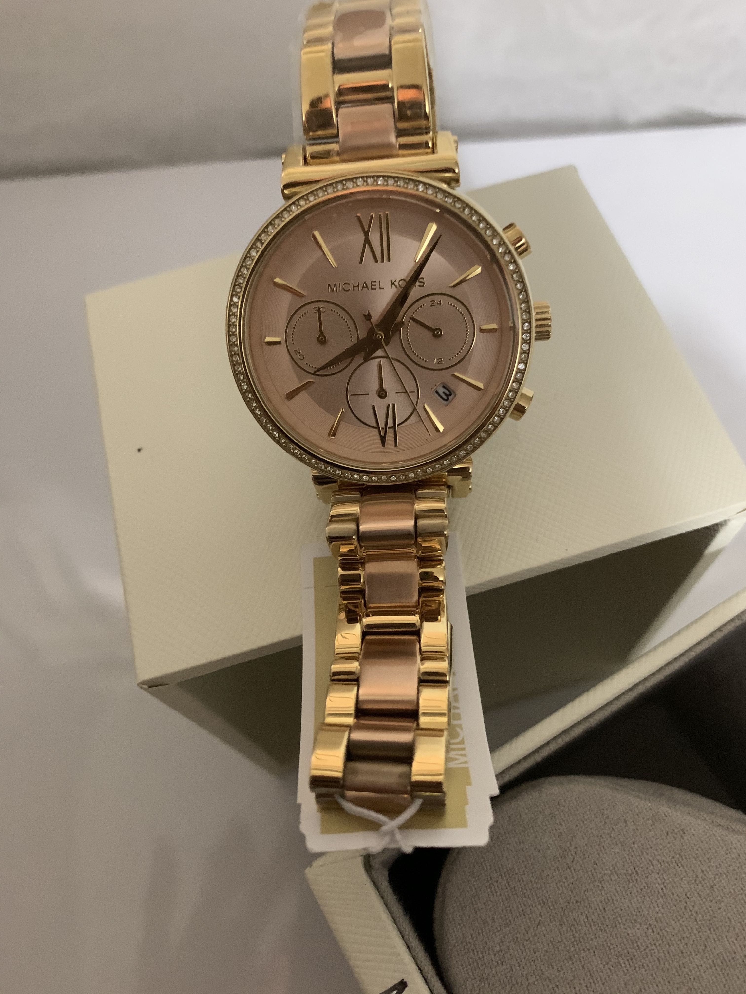 michael kors rose gold chronograph watch