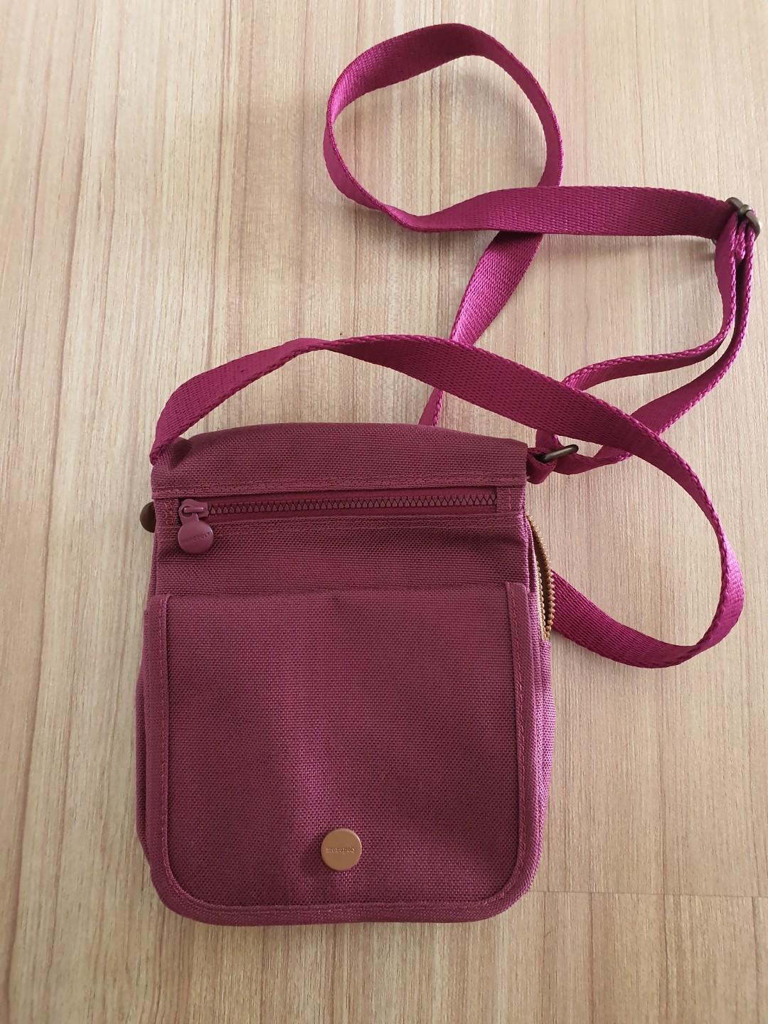 monopoly travel bag