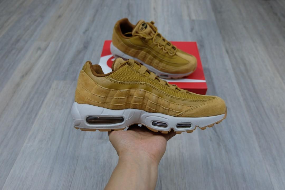 nike 95 black friday