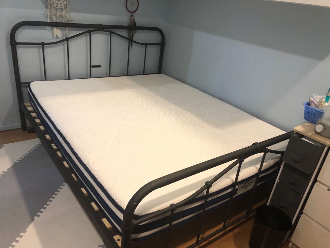 Queen Size Blims Bed Frame & Uratex Orthocare Balance Mattress