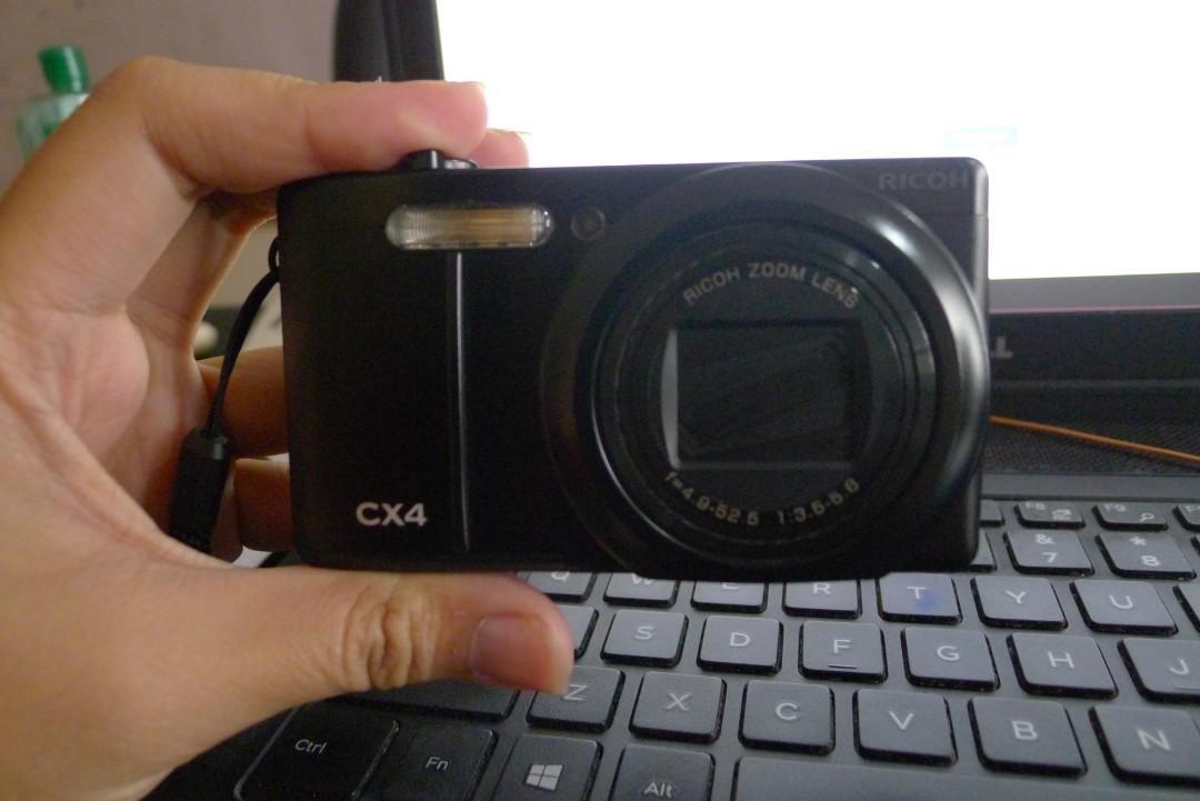 RICOH CX4 Camera, 相機攝影, 相機在旋轉拍賣