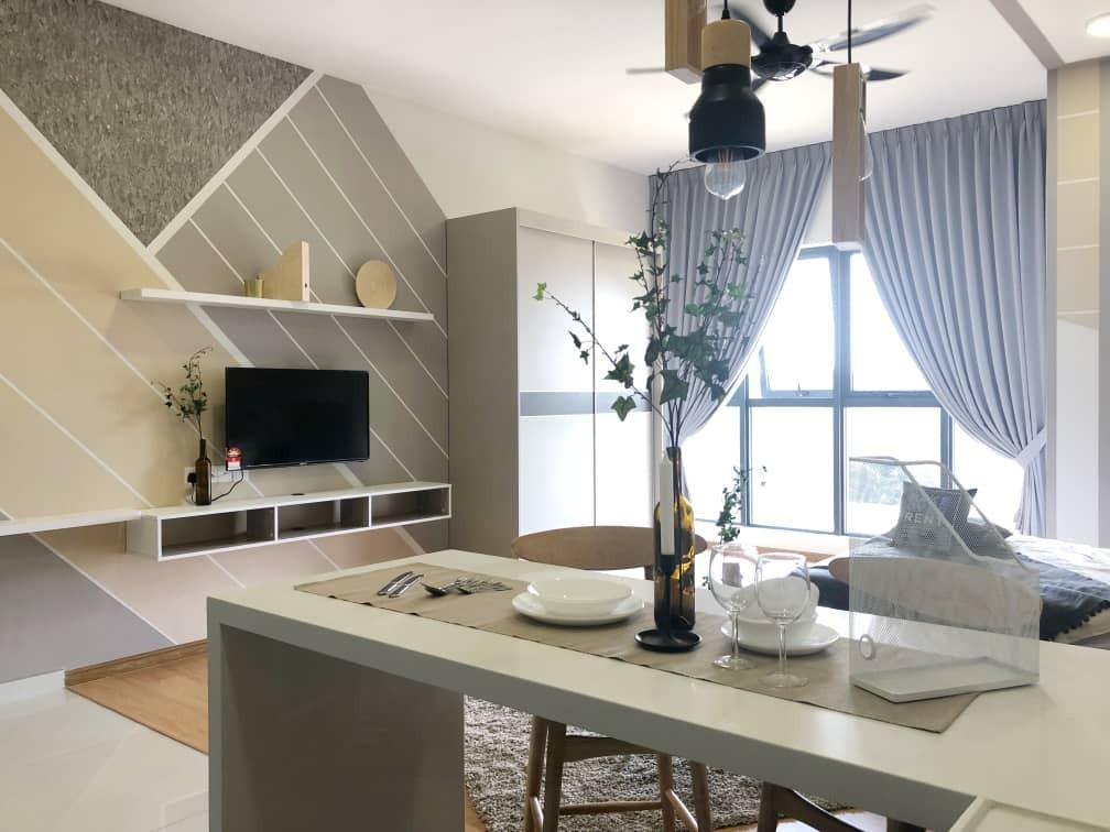 Studio Type Country Garden Danga Bay Hot Unit Near Ciq Property Rentals On Carousell