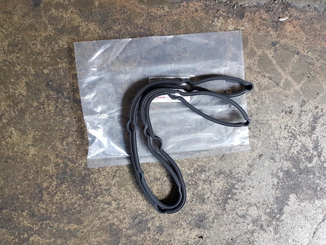 Toyota Innova Hilux Fortuner Valve Cover Gasket Bnew Original, Car