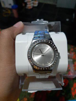 Swatch YLS172G