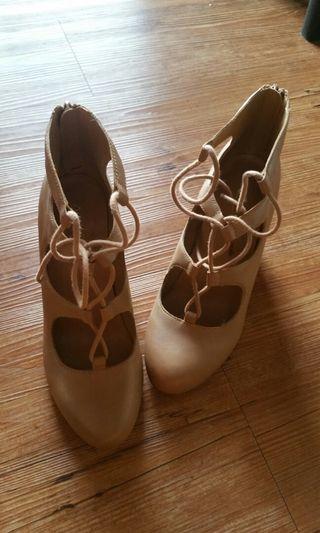 #RamadanSale Aldo high hells