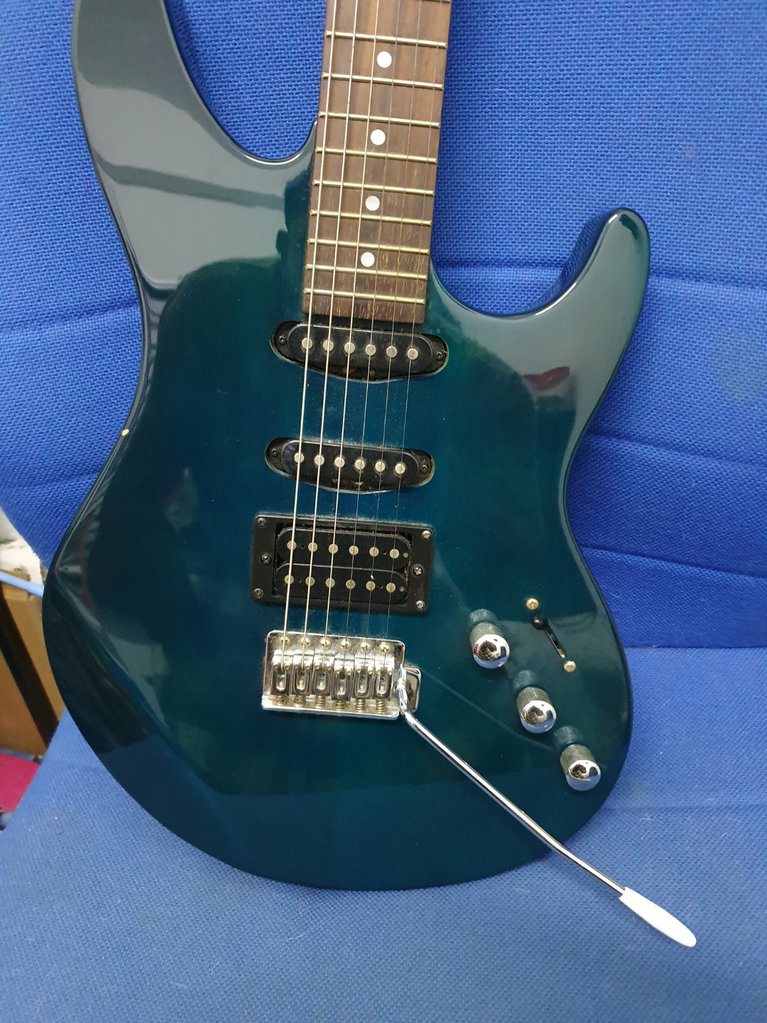 Ashton ag131 store electric guitar