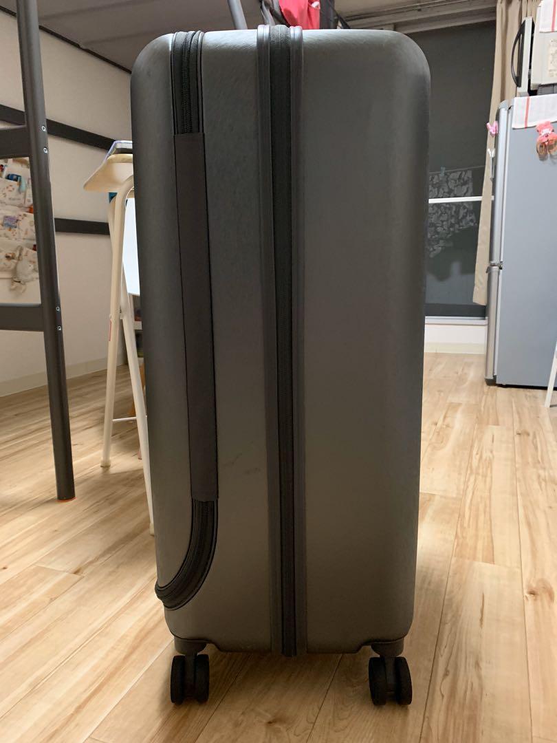 Delsey Grenelle Luggage (L) in Dark Gray, Hobbies & Toys, Travel