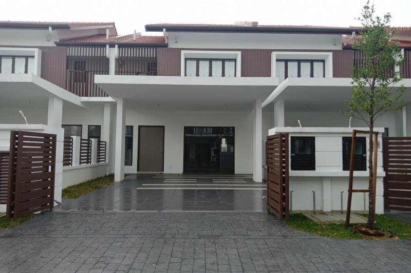 Double Storey Pentas 6 Alam Impian Seksyen 35 Shah Alam Property For Sale On Carousell