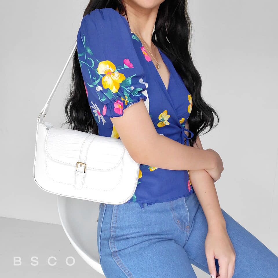 Floral Royal Blue Top, Women's Fashion, Tops, Blouses on Carousell