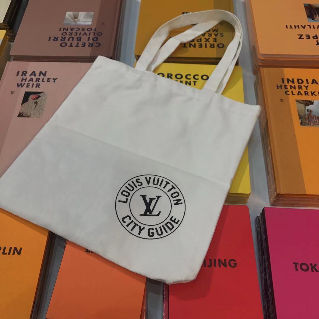 LV tote for Shanghai City Guide(no fast price)