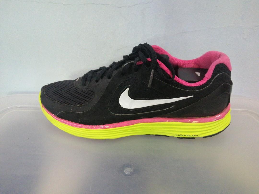 spikes nike lunarlon