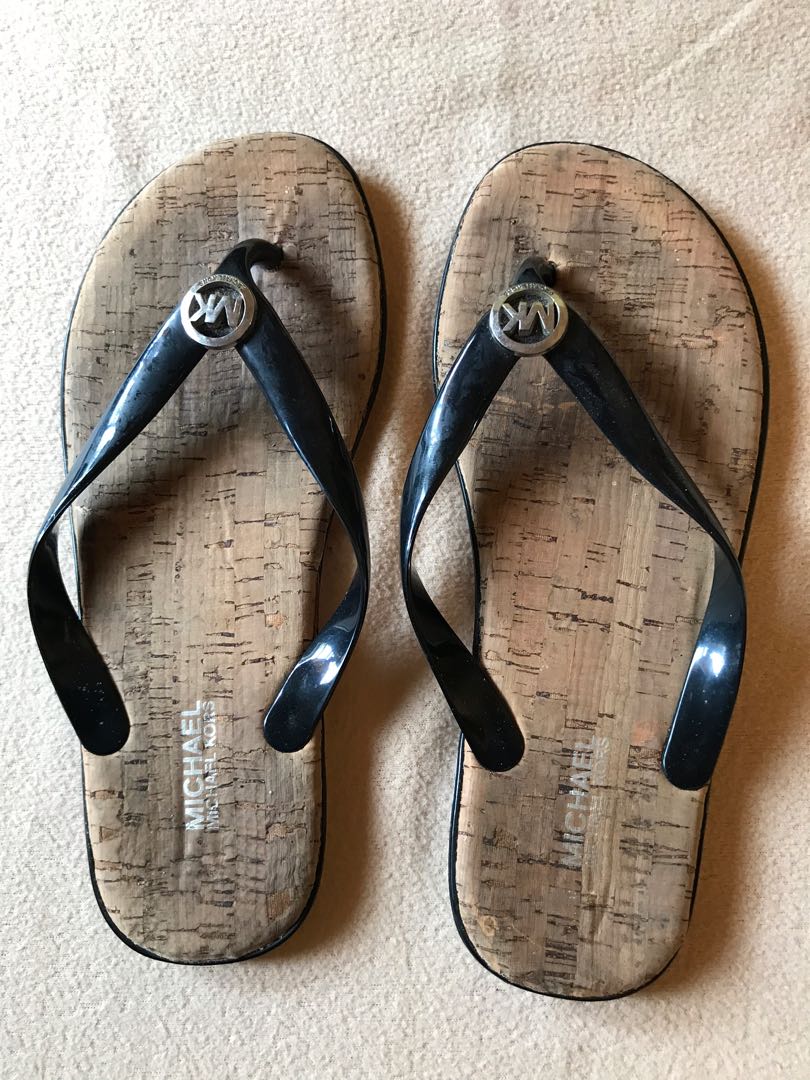 original Michael Kors slipper, Women's Fashion, Footwear, Slippers and