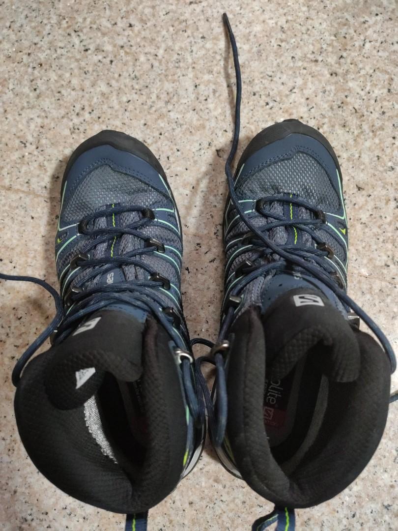 Salomon hiking boots / shoes- X Ultra 